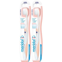 Meridol® Brosse à dents ultra souple - Nettoyage en douceur & protection des gencives sensibles