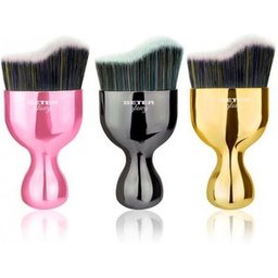 Contour Brush Brosse Kabuki Collection Glowy