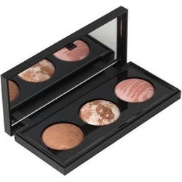 Maquillage de la palette lumineuse Mia Orion